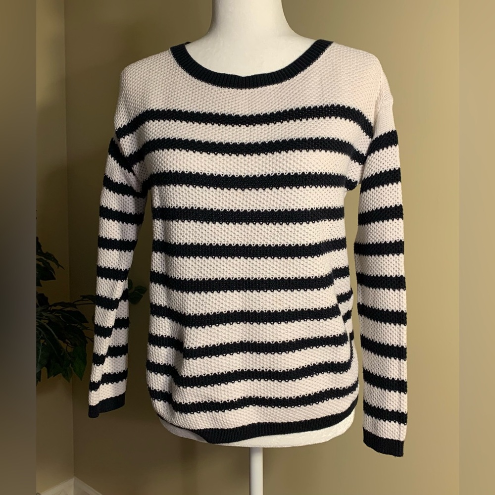 EUC Sweater: Pullover, Honeycomb-Stitch, Flattering, Terrific Ann Taylor LOFT